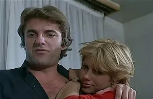 XXX دختر زیبا نشان می دهد نونوجوانان در فيلم هاي سكسي بدون فيلتر وب کم