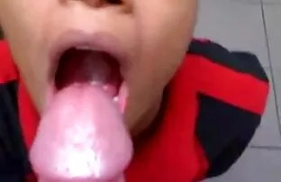 XXX ورزش مرتب فوت فتیش با یک ایدی کانال فیلم پورن تلگرام ورزشکار جذاب