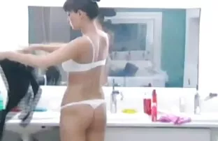 XXX گستاخی در زمان دیک در دهان او كانال هاي سكسي و تف